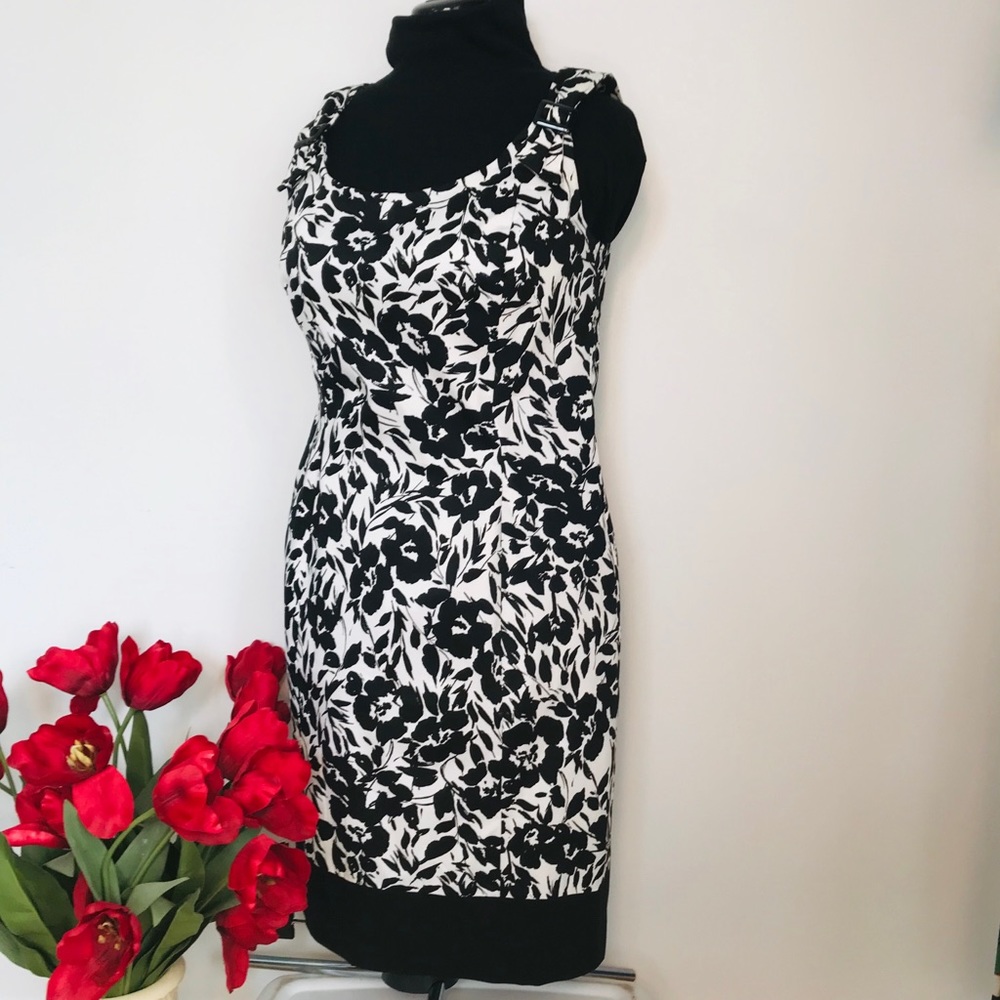 Black white floral summer dress CHAPS size 14 excellent condition